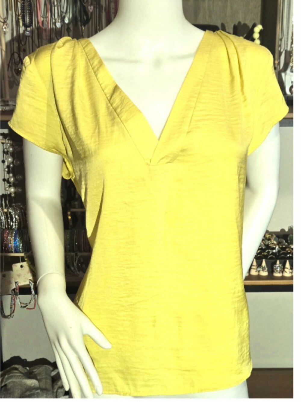 Lemon Yellow short sleeve V-neck satiny Blouse L-XL